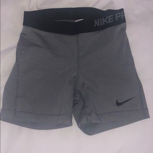 grey spandex shorts